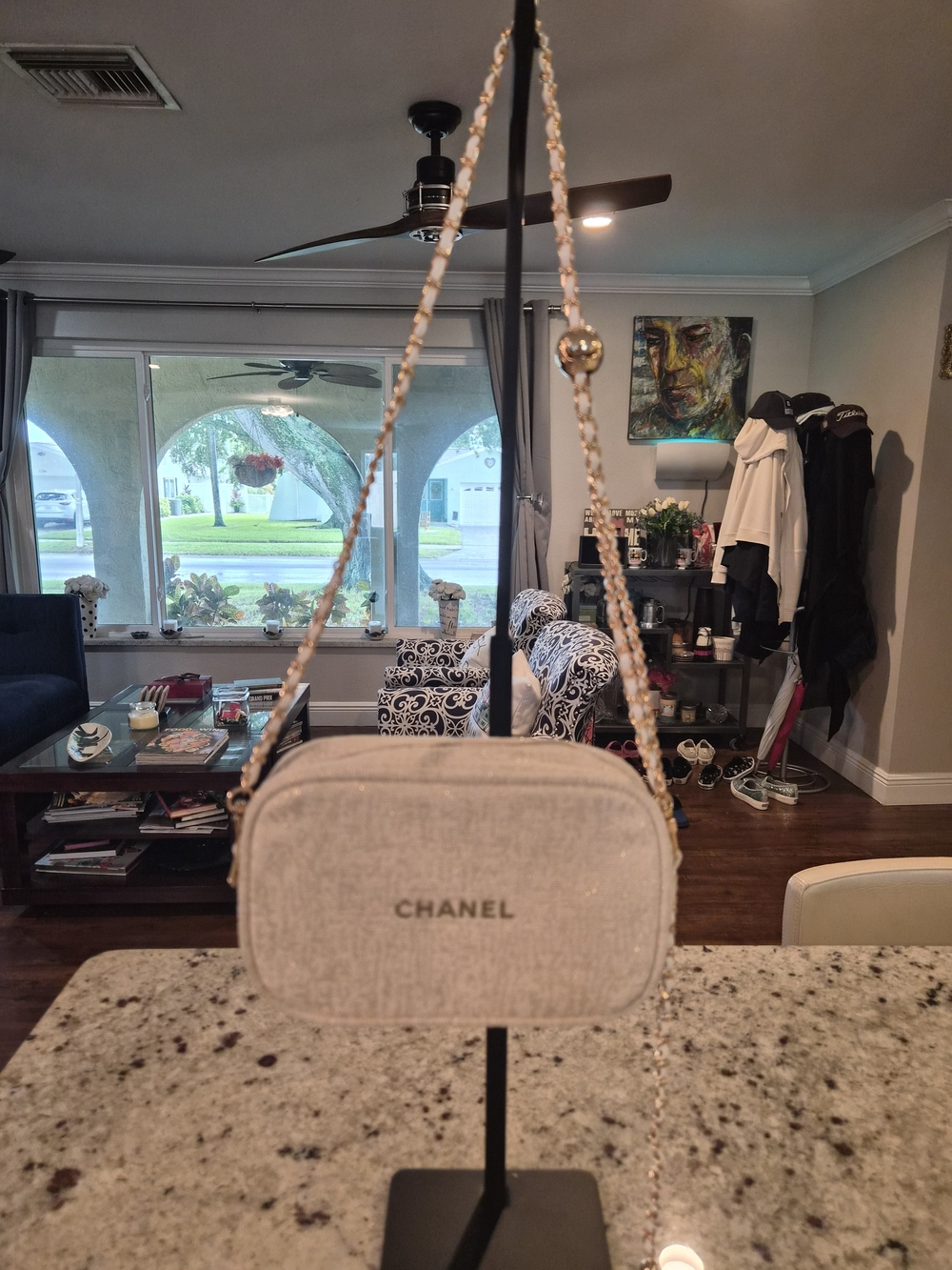 CHANEL Beauty VIP GWP Small Crossbody Bag in Cream